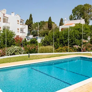 https://charming-beachside-apartment-w-pool-by-lovelystay.hotelaalgarve.com