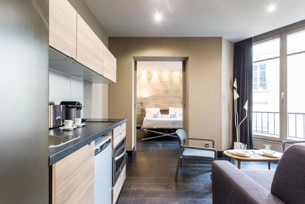 Cmg Suite Deluxe- 44 Paris 0*,  France